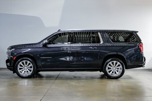 Used 2022 Chevrolet Suburban Premier image 16