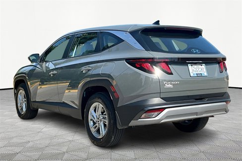 Certified 2025 Hyundai Tucson SE image 13