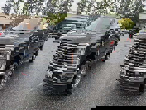 New 2025 Ford F350 King Ranch image 8