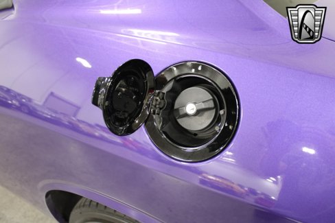 Used 2014 Dodge Challenger R/T image 15