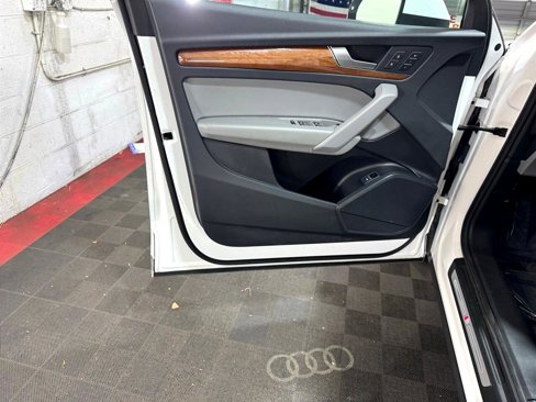 Used 2022 Audi Q5 2.0T Premium image 8