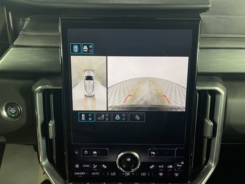 Used 2024 GMC Acadia Elevation image 23