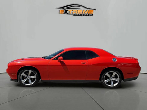 Used 2017 Dodge Challenger SXT w/ Super Sport Group (SS/T) image 4