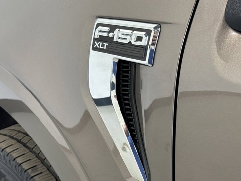 Used 2023 Ford F150 XLT image 33
