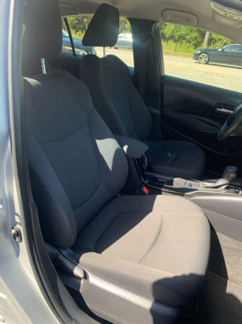 Used 2020 Toyota Corolla LE image 9