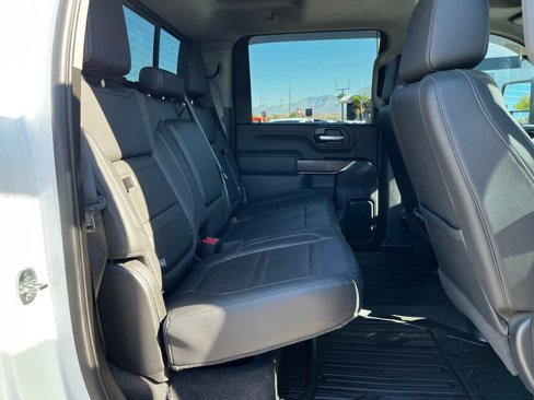 Used 2022 GMC Sierra 3500 Denali w/ Denali Ultimate Package image 21