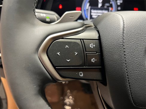 Used 2024 Lexus RZ 450e Premium w/ Technology Package image 27