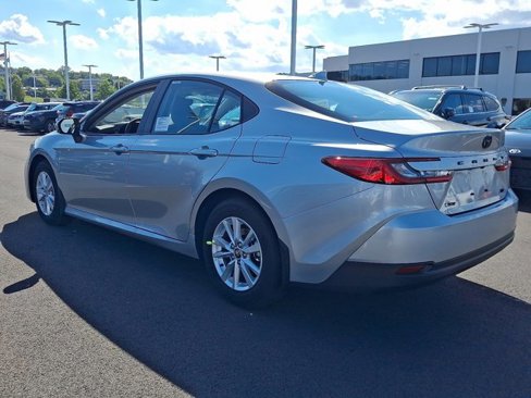 New 2026 Toyota Camry LE image 4