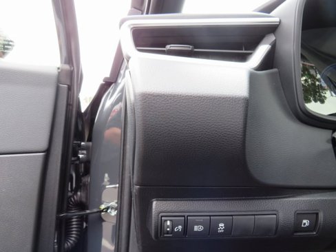 New 2025 Toyota Corolla SE image 36