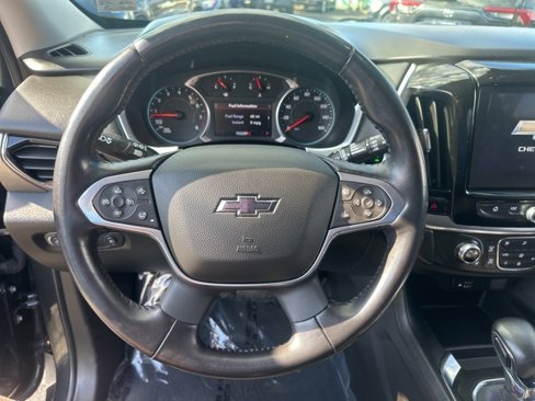 Used 2021 Chevrolet Traverse RS image 23