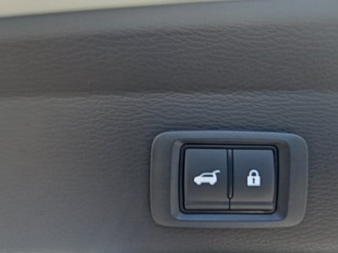New 2025 Mitsubishi Outlander SE image 42
