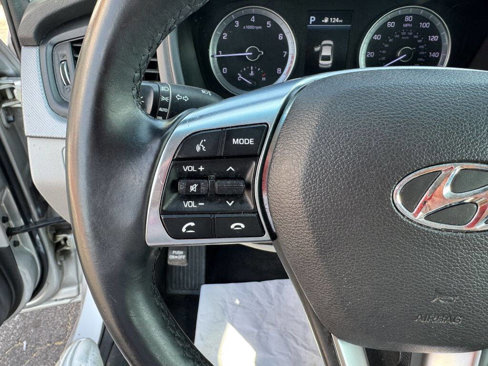 Used 2018 Hyundai Sonata SEL image 13
