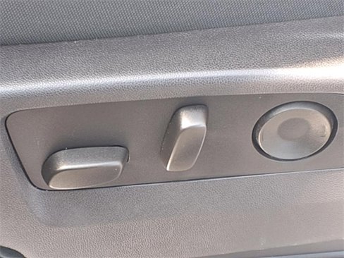 Used 2025 Chevrolet Silverado 1500 LT image 22