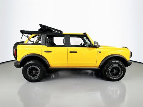 Used 2021 Ford Bronco Badlands image 8