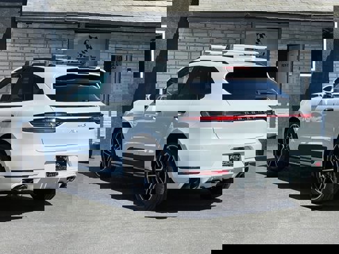 Used 2020 Porsche Macan S image 21