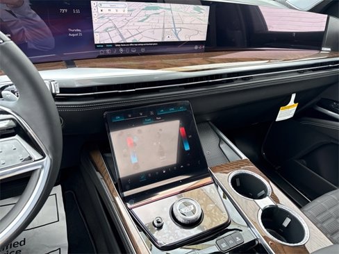 New 2025 Cadillac Escalade ESV Sport Platinum image 11