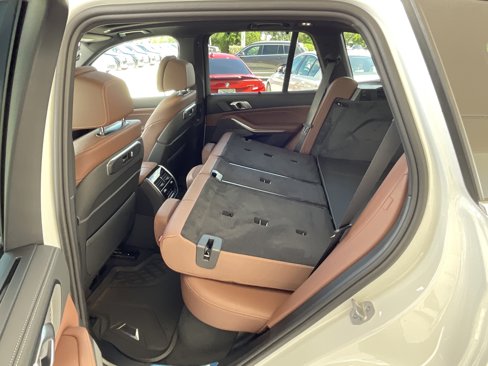 New 2026 BMW X5 xDrive40i w/ Climate Comfort Package image 28
