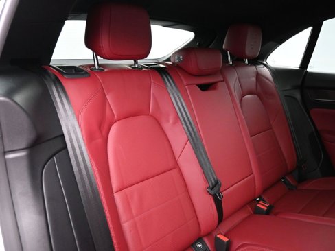 Certified 2025 Porsche Macan 4S Electric image 33