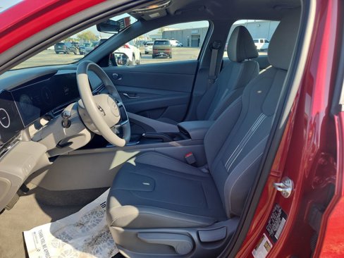 Certified 2024 Hyundai Elantra SEL image 11