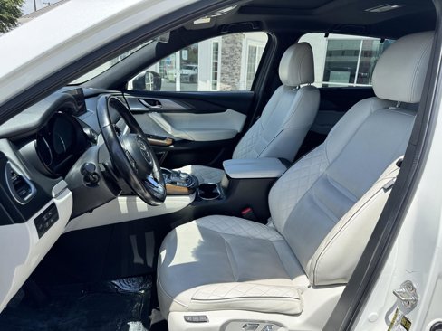 Used 2023 MAZDA CX-9 Signature image 13