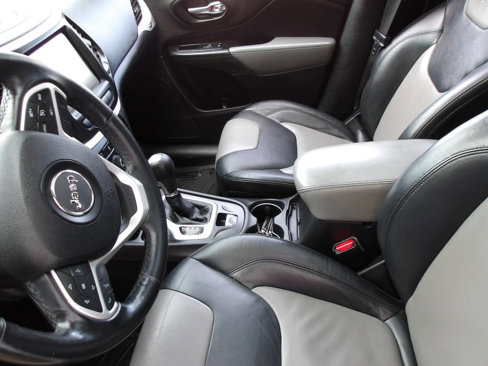 Used 2014 Jeep Cherokee Limited image 18