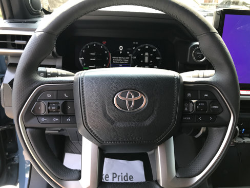 New 2025 Toyota 4Runner Limited image 16