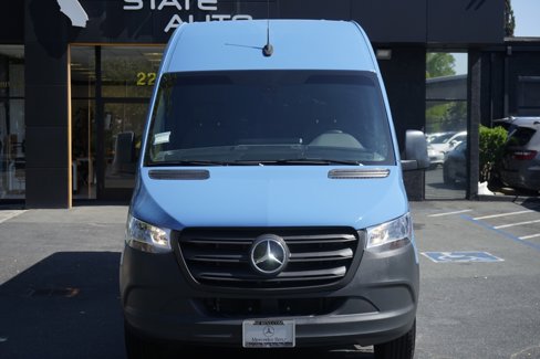 Used 2024 Mercedes-Benz eSprinter 170 Cargo image 4