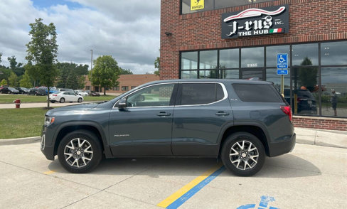 Used 2020 GMC Acadia SLE image 11