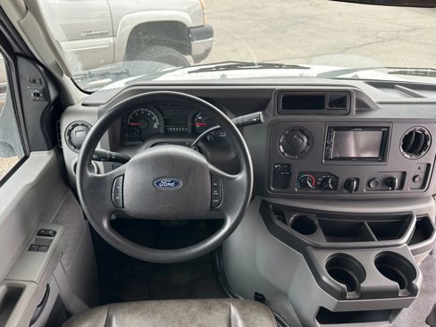 Used 2019 Ford E-450 and Econoline 450 Super Duty w/ Motorhome Prep Package image 13