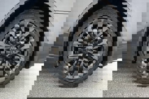 Used 2024 Tesla Model X image 7