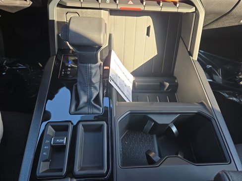 New 2026 Toyota Tundra SR image 12