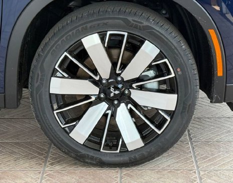 New 2025 Mitsubishi Outlander SE image 5