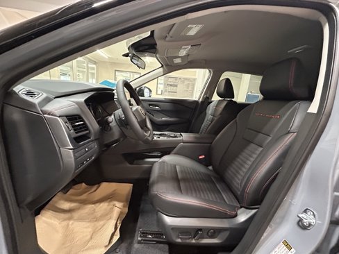 New 2026 Nissan Rogue SV image 18