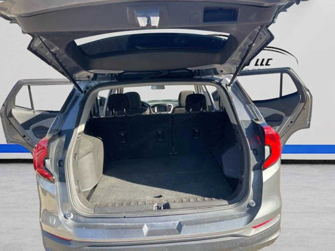 Used 2018 GMC Terrain SLE image 24