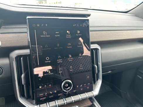 New 2026 GMC Acadia Denali w/ Super Cruise Package image 16