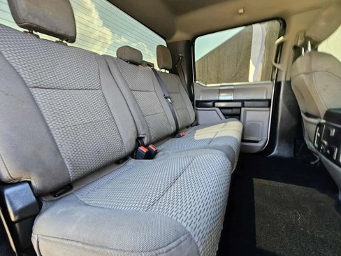 Used 2020 Ford F250 XLT w/ XLT Premium Package image 16