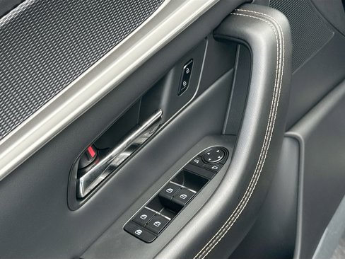 New 2025 MAZDA CX-90 Plug-In Hybrid w/Premium Sport image 8