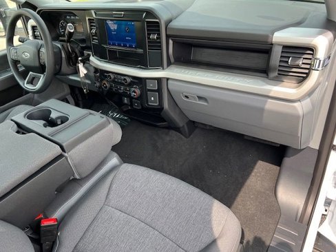 New 2026 Ford F250 4x4 Regular Cab Super Duty image 15