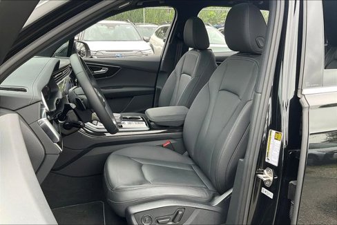 Certified 2025 Audi Q7 3.0T Premium image 25