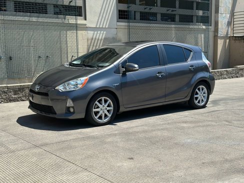 Used 2014 Toyota Prius C Four image 7