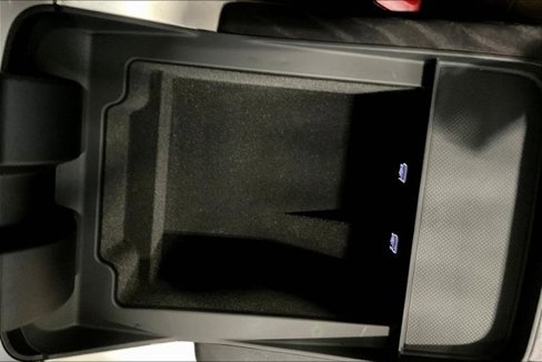 Certified 2025 Audi Q8 Premium image 33