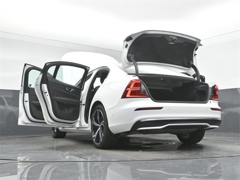 Used 2025 Volvo S60 B5 Plus w/ Protection Package Premier image 53