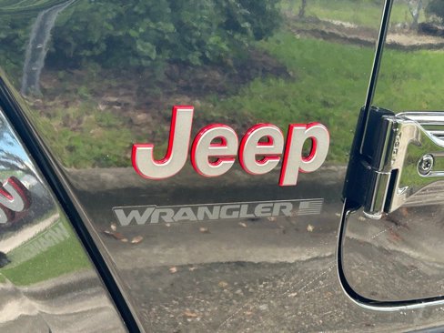 New 2025 Jeep Wrangler Unlimited Rubicon image 26