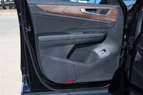 New 2026 Volkswagen Atlas SE image 11