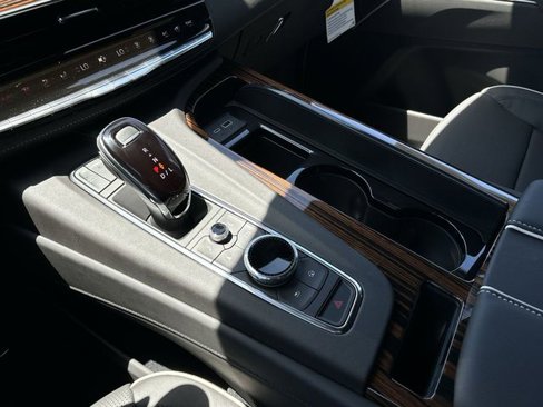 New 2024 Cadillac Escalade Premium Luxury image 21