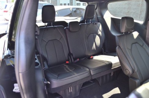 New 2026 Chrysler Pacifica Select image 34