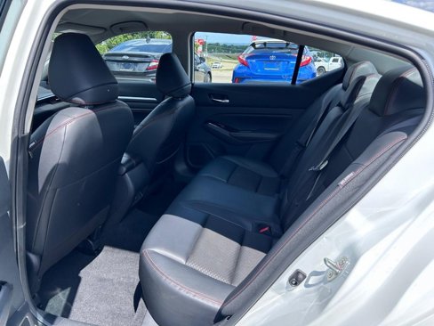 Used 2023 Nissan Altima 2.5 SR image 7