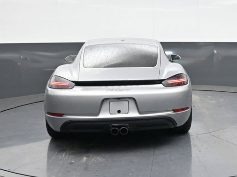 Used 2024 Porsche 718 Cayman image 2