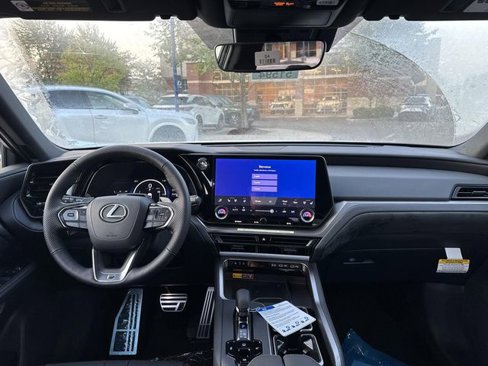 New 2026 Lexus TX 500h AWD image 19