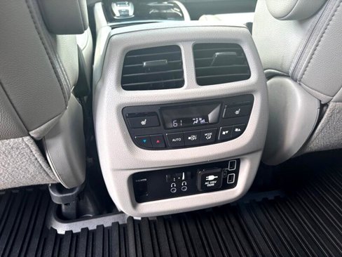 Used 2019 Honda Pilot Elite image 15